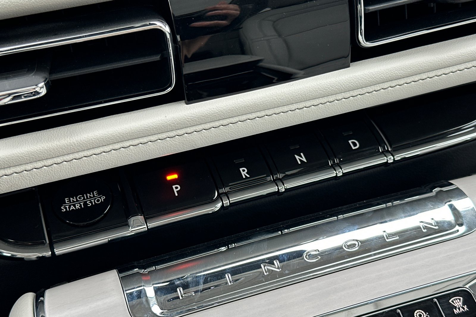 New 2026 Lincoln Aviator Reserve AWD/4WD image 21