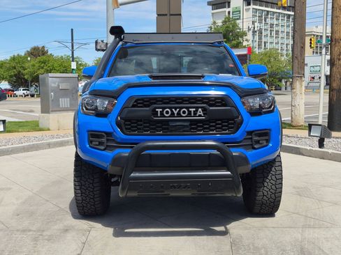 Used 2019 Toyota Tacoma TRD Pro w/ Desert Air Intake Package AWD/4WD image 10