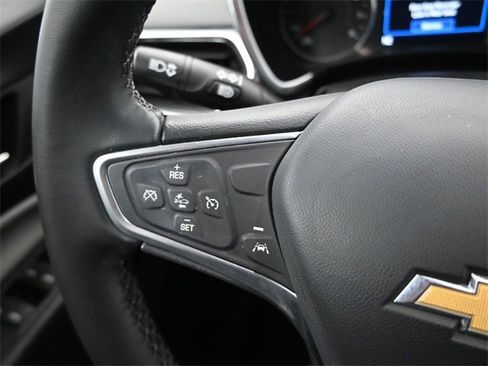 Used 2023 Chevrolet Equinox LT w/ Driver Convenience Package image 18