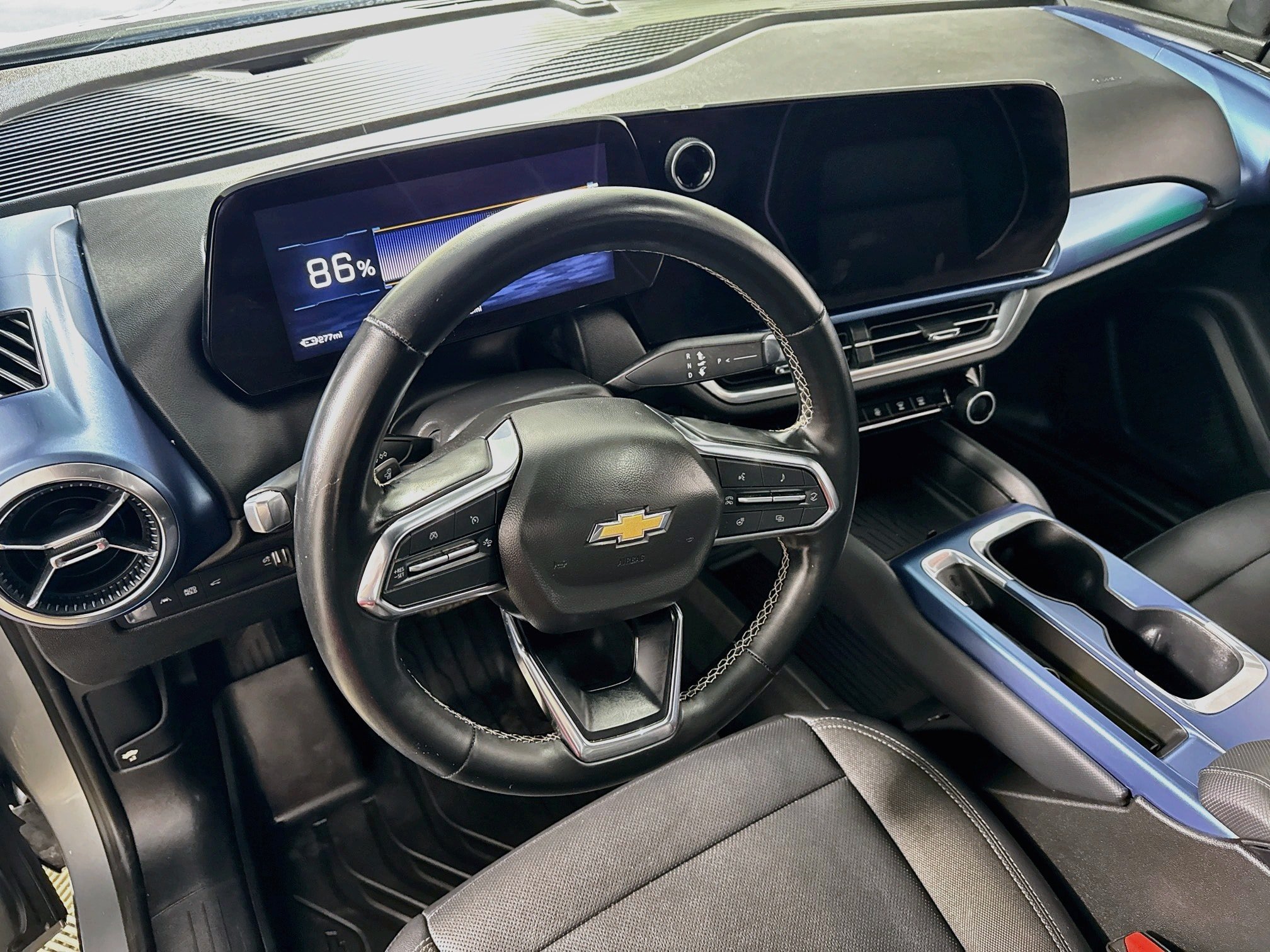 Used 2024 Chevrolet Equinox EV LT FWD image 11