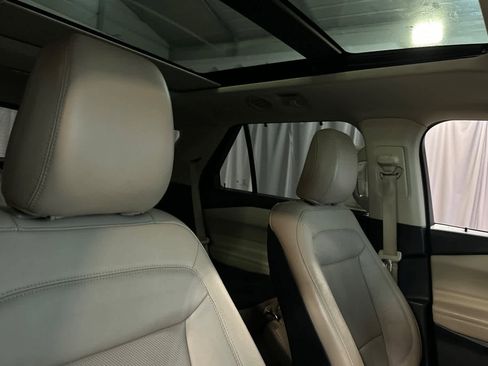 Used 2020 Ford Explorer Limited image 19