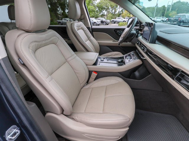 Used 2023 Lincoln Aviator Reserve RWD image 24