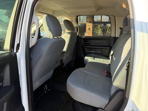 Used 2017 RAM 3500 Tradesman w/ Chrome Appearance Group image 5