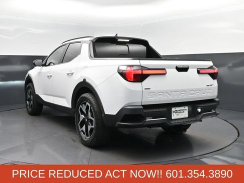 Used 2022 Hyundai Santa Cruz Limited AWD/4WD image 5