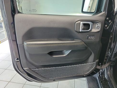 Used 2024 Jeep Wrangler Sahara AWD/4WD image 25