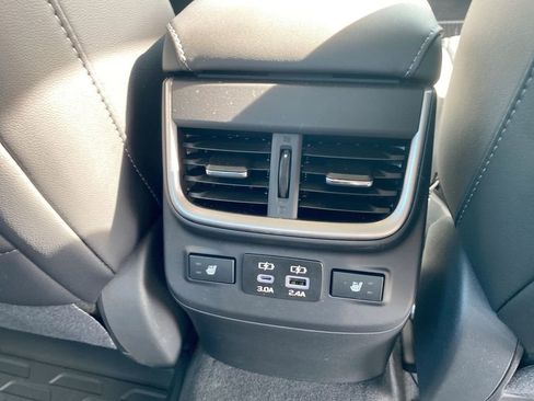 Certified 2025 Subaru Legacy Limited image 35