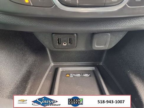 Used 2023 Chevrolet Traverse LT w/ LPO, Floor Liner Package image 23