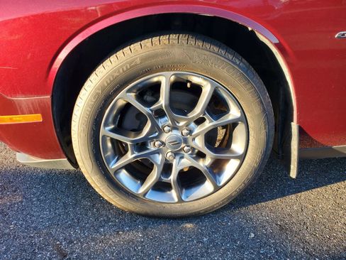 Used 2017 Dodge Challenger GT w/ GT Interior Package image 5