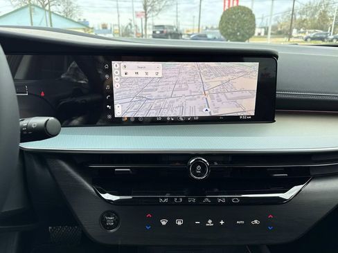 New 2025 Nissan Murano SL image 12