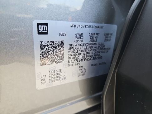 New 2025 Chevrolet Trax LT w/ Driver Confidence Package image 29