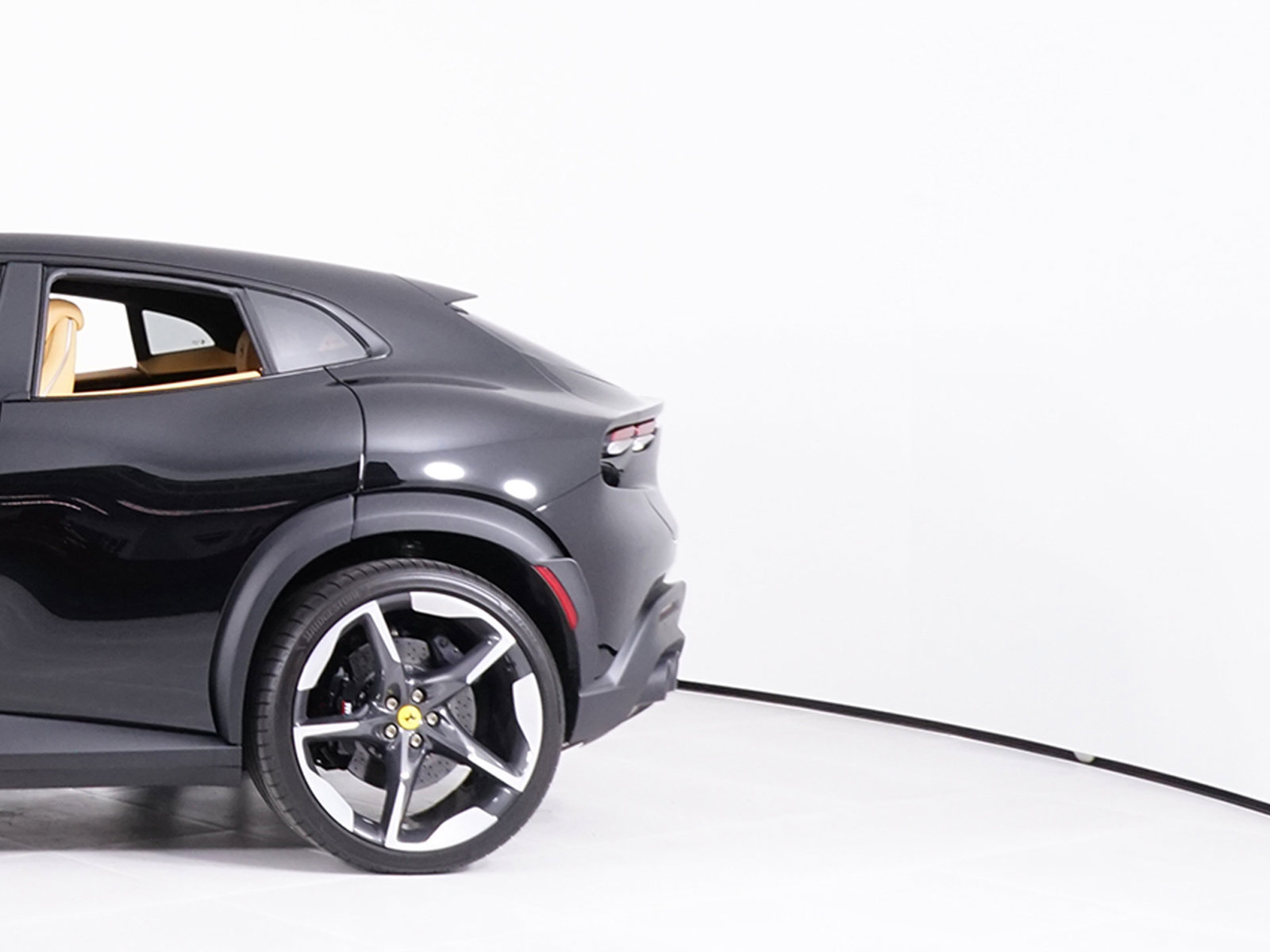 Used 2024 Ferrari Purosangue AWD/4WD image 13