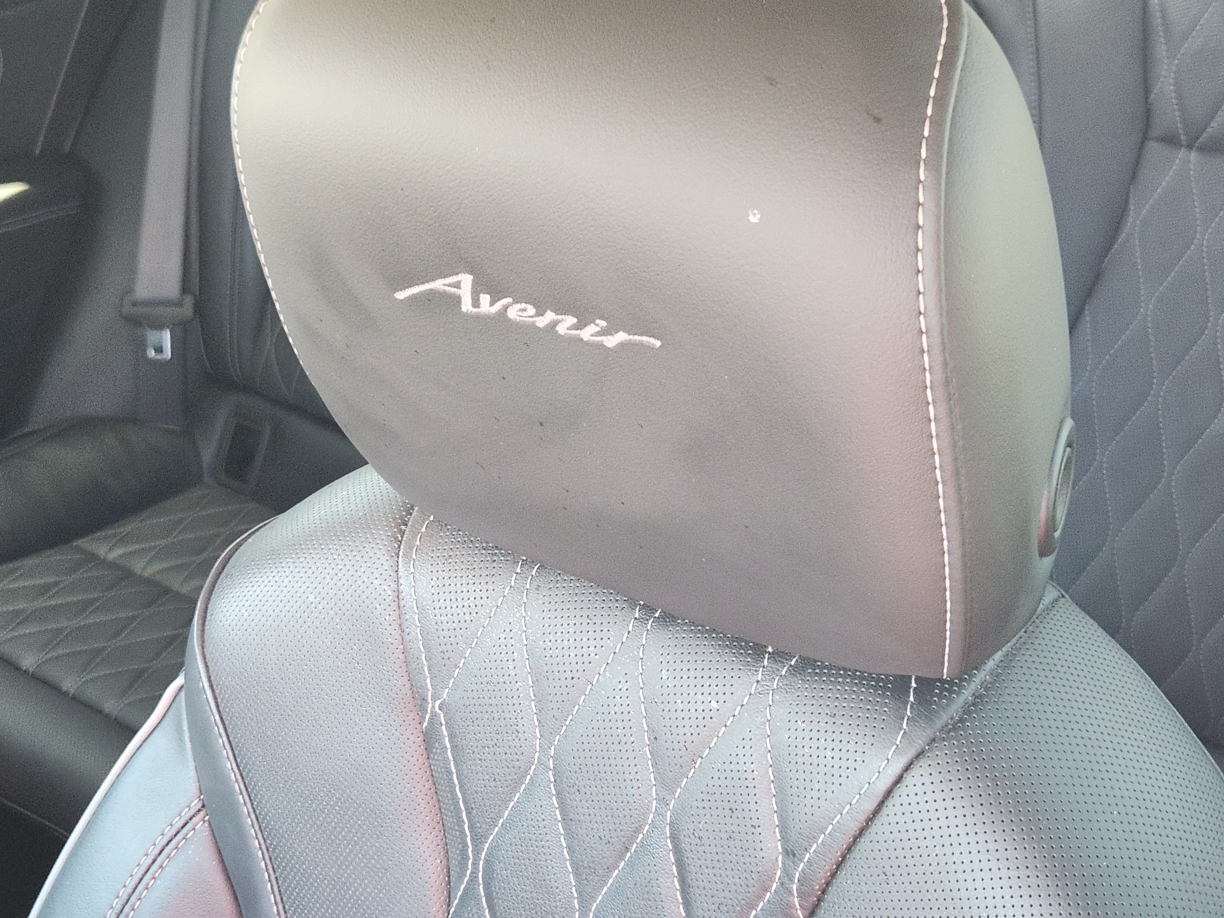 Used 2023 Buick Envision Avenir AWD/4WD image 16