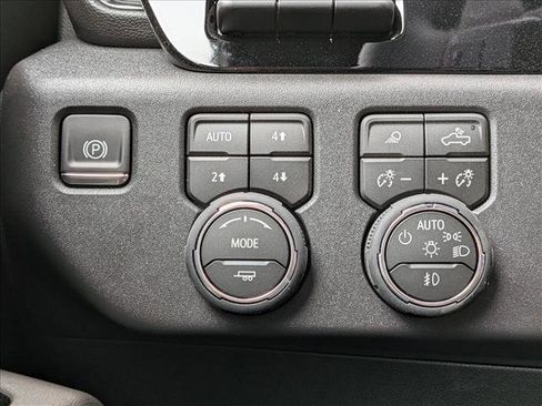 New 2026 Chevrolet Silverado 1500 ZR2 AWD/4WD image 14
