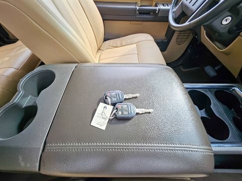 Used 2013 Ford F450 Lariat w/ Lariat Ultimate Pkg image 27