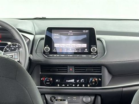 New 2026 Nissan Rogue SV w/ Cold Weather Package AWD/4WD image 17