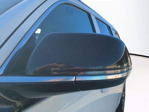 Used 2024 Jeep Wagoneer L Series II w/ Flexible Seating Group image 12