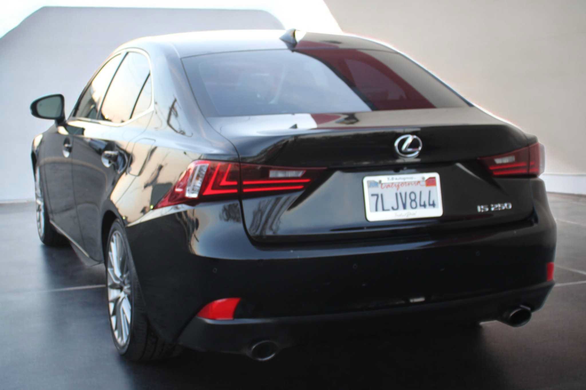 Used 2015 Lexus IS 250 w/ Navigation System Package RWD image 22