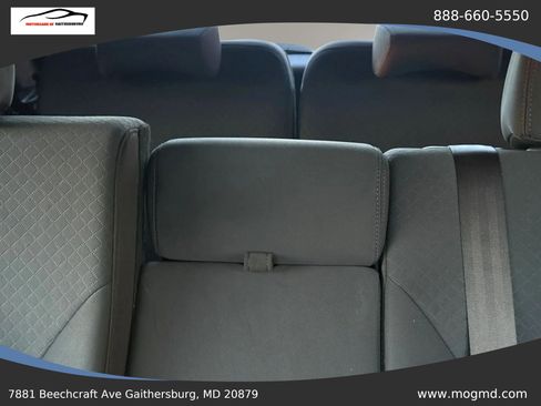 Used 2020 Kia Sorento FWD V6 image 5