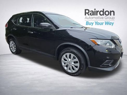 Used 2015 Nissan Rogue S AWD/4WD image 1