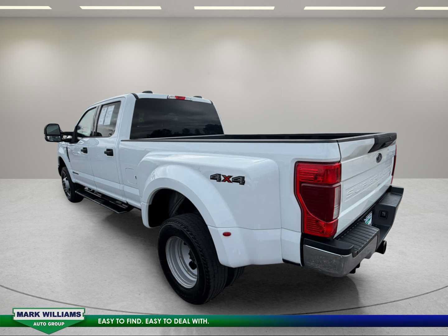 Used 2022 Ford F350 XLT AWD/4WD image 3