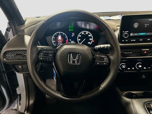 Used 2025 Honda HR-V Sport image 11