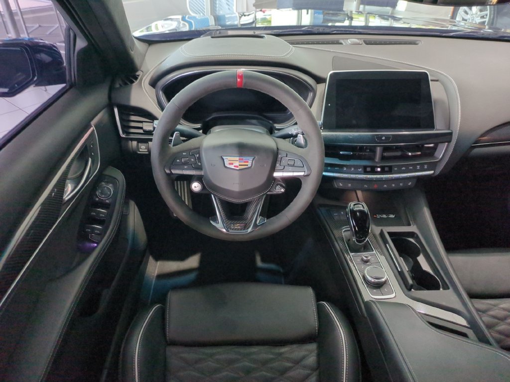 Used 2024 Cadillac CT5 V Blackwing w/ Driver Assist Package RWD image 27