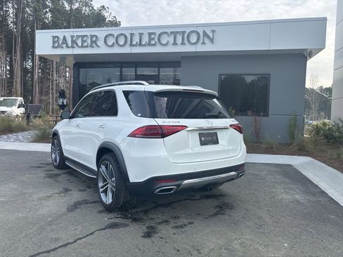 Used 2022 Mercedes-Benz GLE 350 4MATIC w/ Premium Package image 9