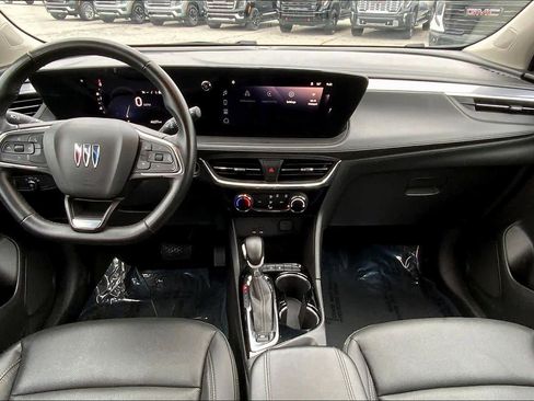 Used 2024 Buick Encore GX Sport Touring image 14