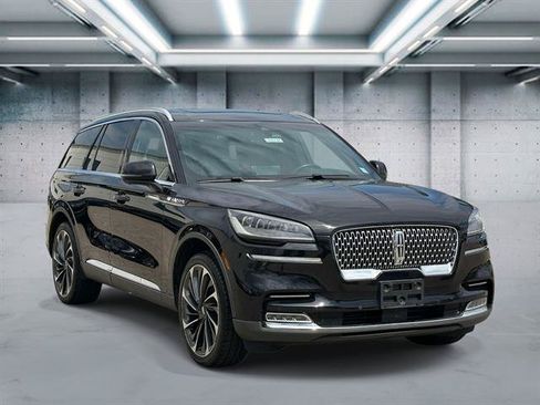 Used 2021 Lincoln Aviator Reserve w/ Equipment Group 201A AWD/4WD image 24