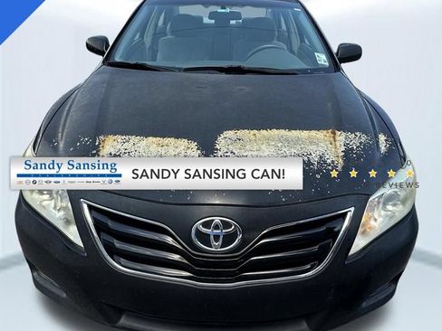 Used 2010 Toyota Camry FWD image 1