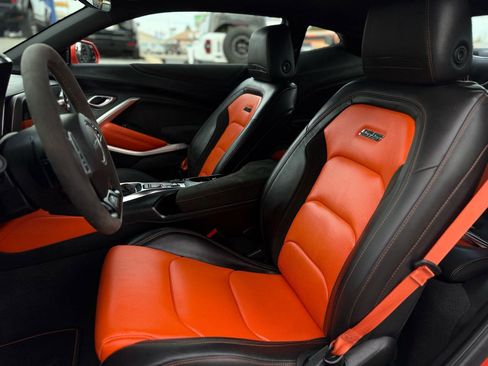 Used 2018 Chevrolet Camaro SS w/ Hot Wheels Edition RWD image 14