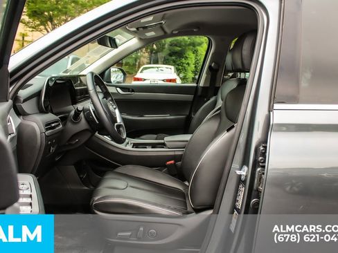 Used 2025 Hyundai Palisade SEL FWD image 17