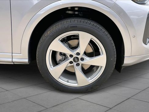 New 2026 Audi Q5 Premium Plus image 11