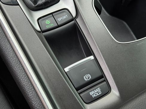 Used 2020 Honda Accord Sport image 29