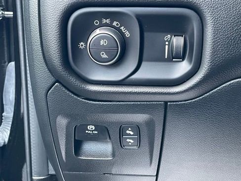 Used 2024 RAM 1500 Big Horn image 34