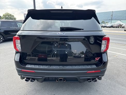 Used 2022 Ford Explorer ST w/ Equipment Group 401A AWD/4WD image 5
