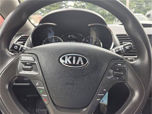 Used 2017 Kia Forte LX FWD image 22