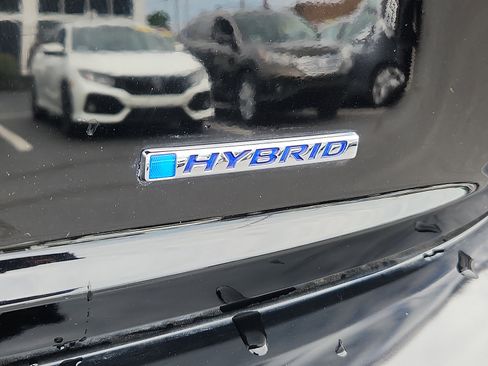 Used 2025 Honda Civic Sport image 32