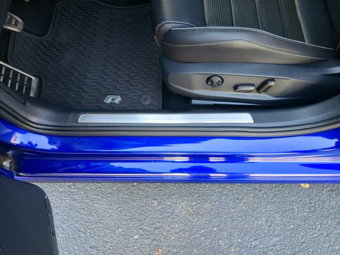 Used 2019 Volkswagen Golf R 4-Door AWD/4WD image 14