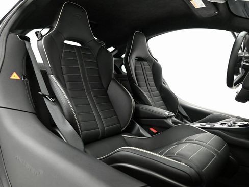 Used 2025 McLaren GTS RWD image 18