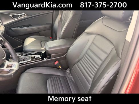 Certified 2025 Kia Sportage SX FWD image 13