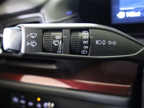 New 2026 Chevrolet Traverse Z71 w/ Driver Confidence Package image 31