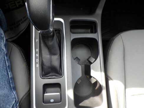 Used 2018 Ford Escape S image 26