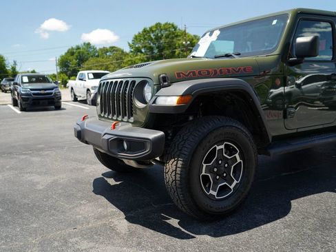 Used 2023 Jeep Gladiator Mojave w/ Trailer Tow Package AWD/4WD image 16