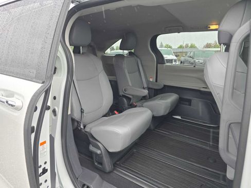 Used 2024 Toyota Sienna XLE w/ XLE Plus Package AWD/4WD image 13