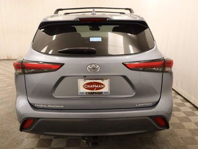 Used 2023 Toyota Highlander Limited