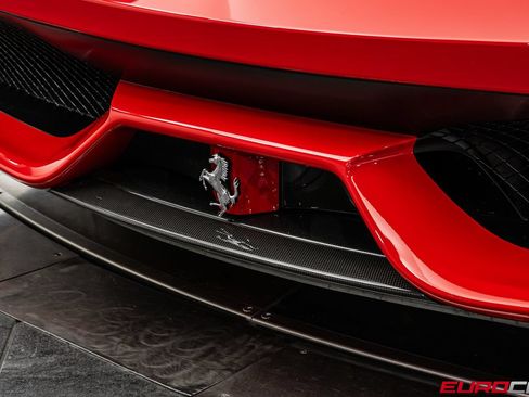 Used 2015 Ferrari 458 Speciale Coupe RWD image 14