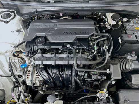 Used 2025 Kia K4 LXS image 33