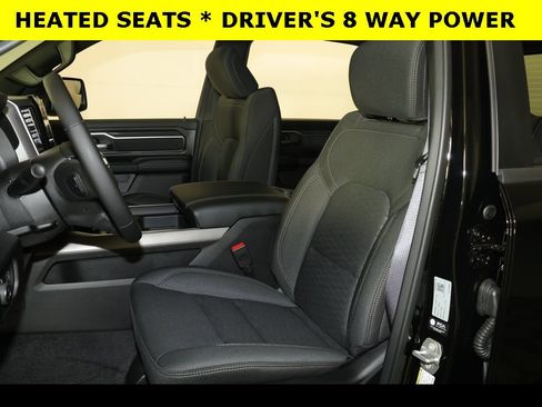 New 2026 RAM 1500 4x4 Crew Cab image 4