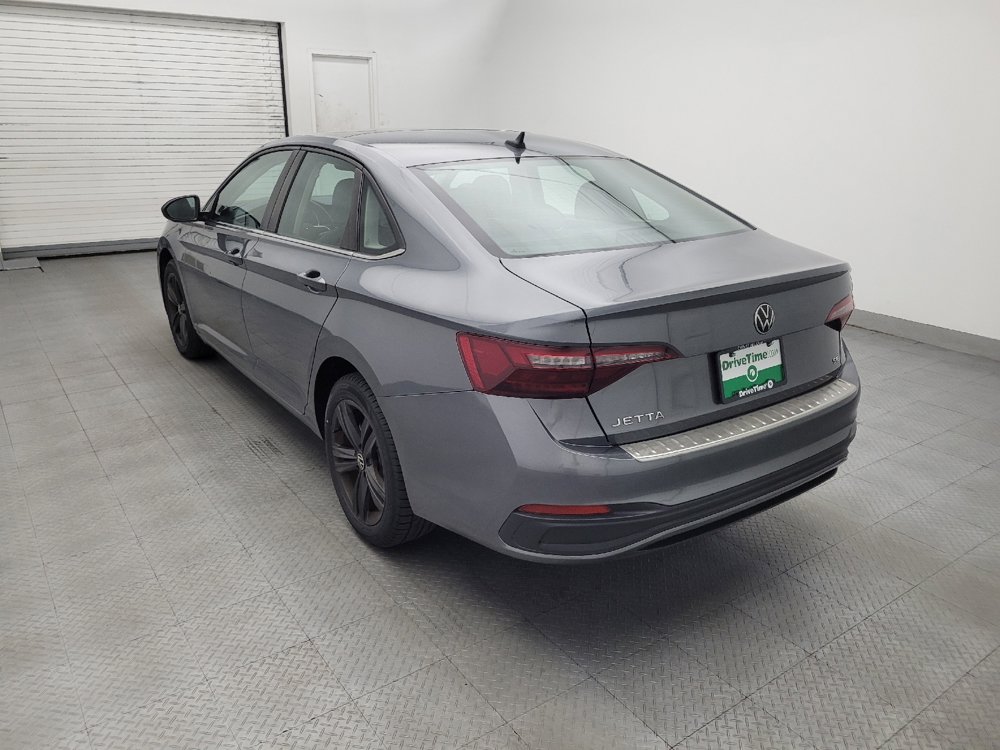 Used 2023 Volkswagen Jetta SE FWD image 5